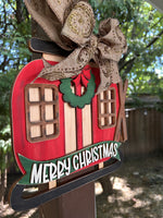 Load image into Gallery viewer, Merry Christmas Ski Gondola – DIY Door Knocker Kit
