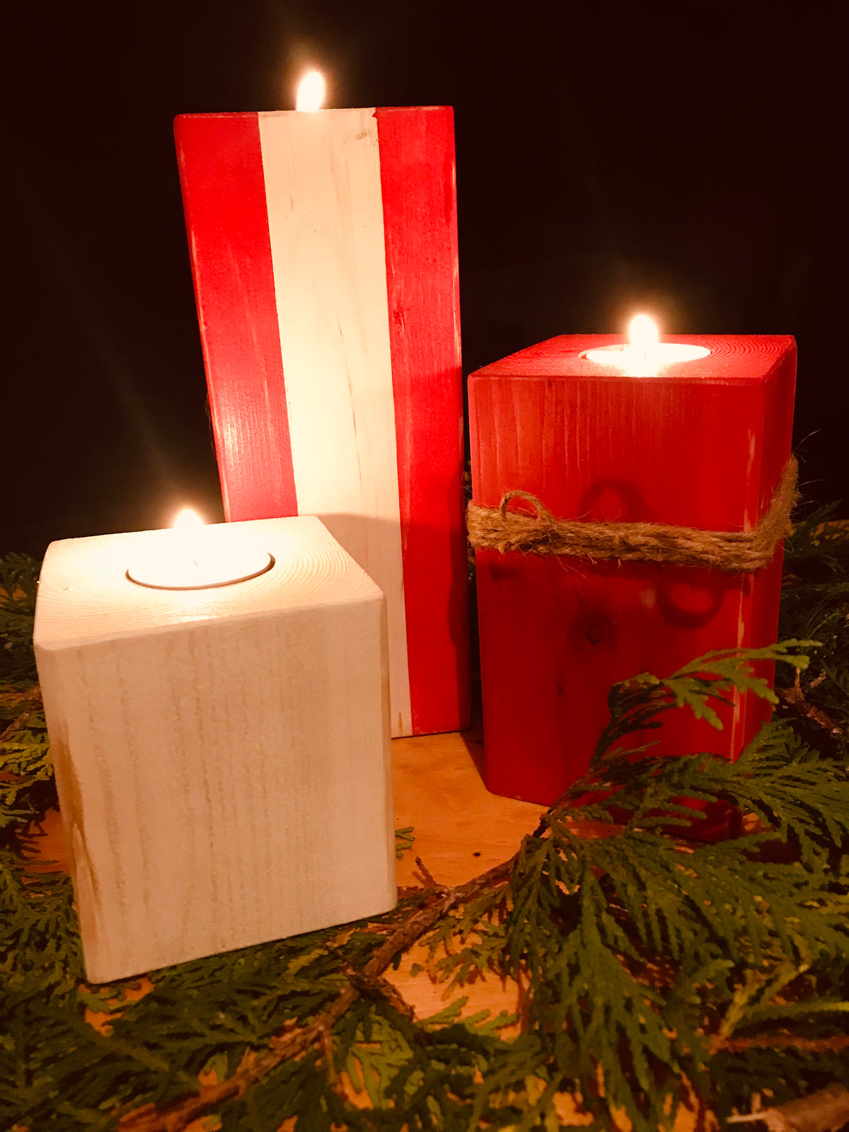 Cedar Pillar Tea Light Holder Set